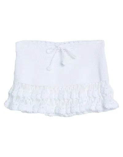 Matimì Mini Skirts In White