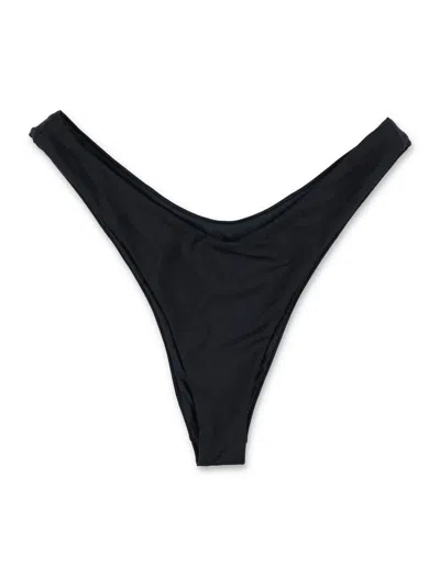 Matinee Sea 服装 黑色 In Black