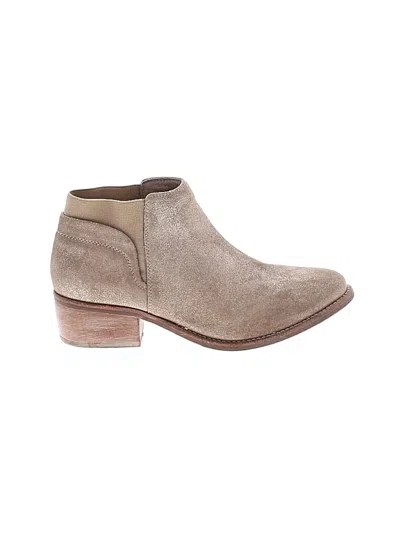 Pre-owned Matisse Ankle Boots In Tan