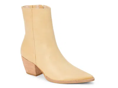 Matisse Caty Bootie In Brown