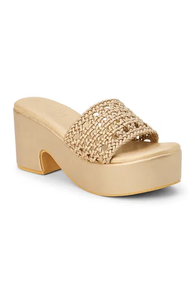 Matisse Cove Platform Mules In Brown