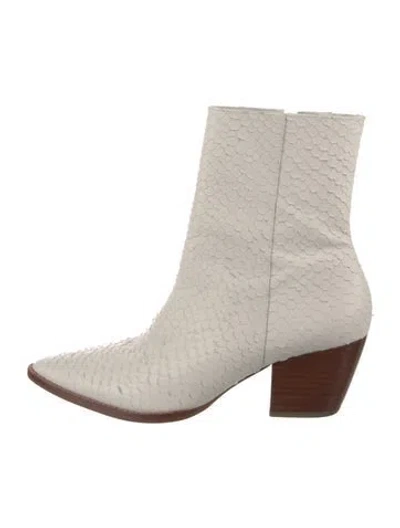 Pre-owned Matisse Embossed Leather Boots In White