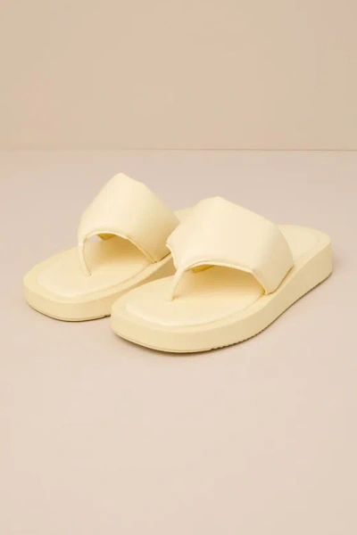 Matisse Izzie Yellow Flatform Thong Slide Sandals