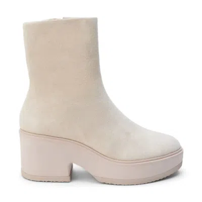 Matisse Jessie Platform Boot In Ecru In White