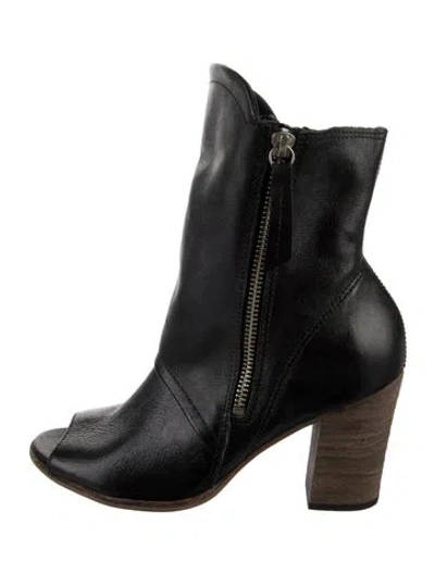Pre-owned Matisse Leather Boots In Black