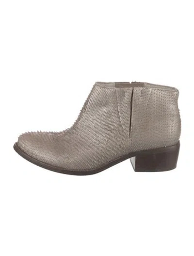 Pre-owned Matisse Leather Boots In Gray