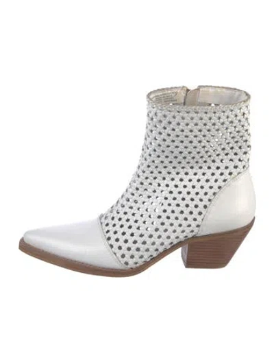 Pre-owned Matisse Leather Boots In White
