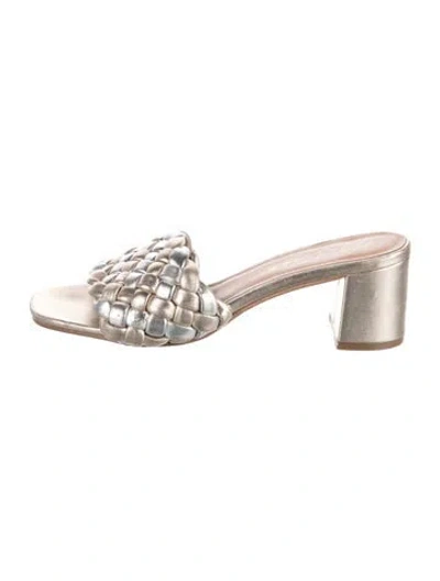 Pre-owned Matisse Leather Patterned Slides In Gold