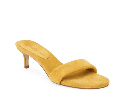 Matisse Poppy Sandal In Yellow