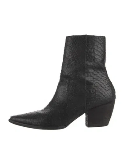 Pre-owned Matisse Snakeskin Boots In Black