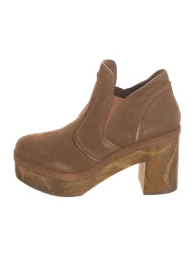 Pre-owned Matisse Suede Chelsea Boots In Brown