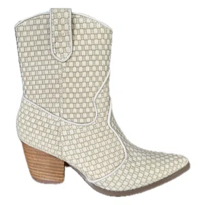 Matisse Women's Bambi Boot In Natural Weave In Multi