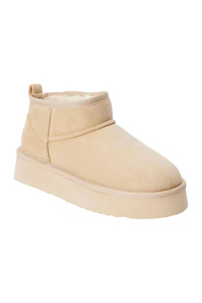 Matisse Women's Breckenridge Boots In Natural In White