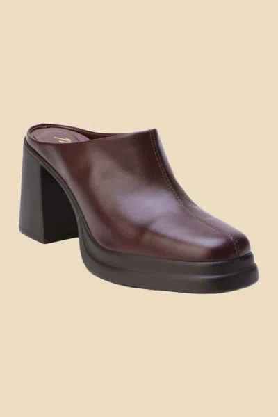 Matisse Women's Joni Leather Heeled Mule In Chocolate In Gold
