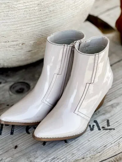 Matisse Women's Liza Boots In Ivory In White