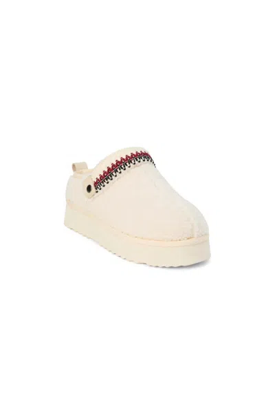 Matisse Women's Storm Mules In Ivory In Multi