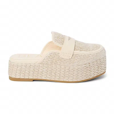 Matisse Women's Wren Platform Slide In Natural In White