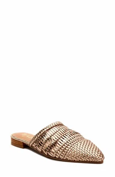 Matisse Xoxo Mule In Gold