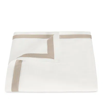 Matouk Ambrose Sateen Duvet Cover, King In Bone/khaki