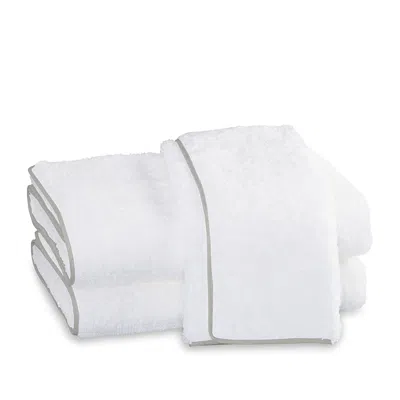 Matouk Cairo Bath Sheet In White/silver