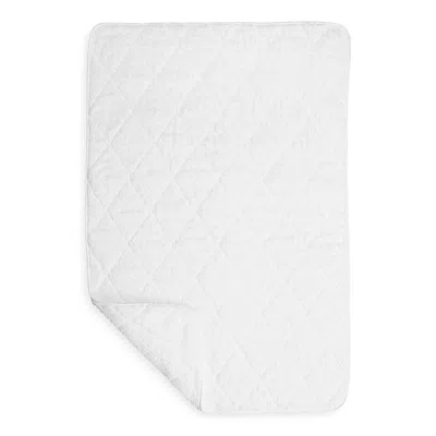 Matouk Cairo Quilted Tub Mat In White/white