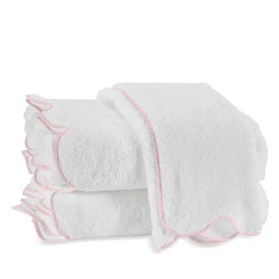 Matouk Cairo Scallop Bath Sheet In Pink