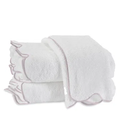 Matouk Cairo Scallop Bath Sheet In White