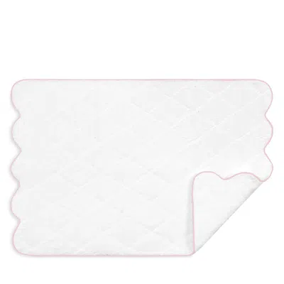 Matouk Cairo Scallop Quilted Mat In Pink