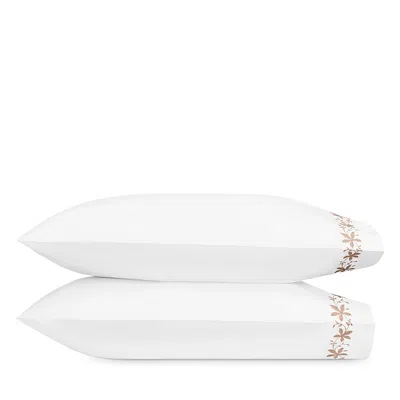 Matouk Callista Standard Pillowcase Set In White