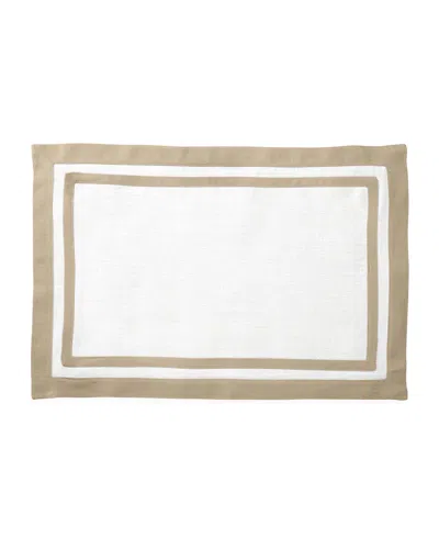 Matouk Casual Couture Rectangle Placemats, Set Of 4 In Neutral