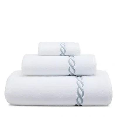 Matouk Classic Chain Milagro Fingertip Towel - 100% Exclusive In White/pool