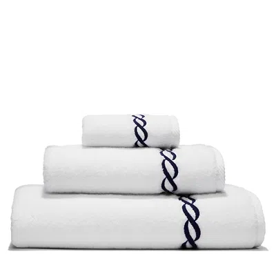Matouk Classic Chain Milagro Hand Towel - Exclusive In White/navy