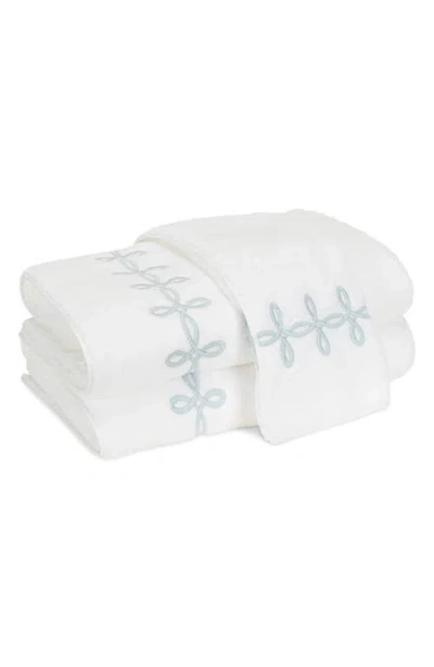 MATOUK MATOUK GORDIAN KNOT BATH TOWEL