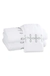 Matouk Gordian Knot Bath Towel In Silver