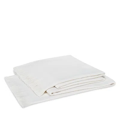 Matouk Leo Throw Blanket In White
