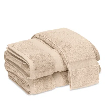 Matouk Lotus Bath Sheet In Brown