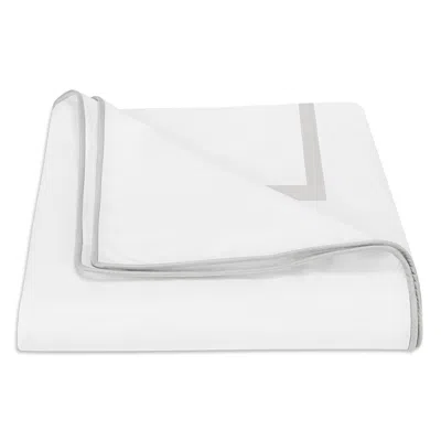 Matouk Ansonia Cotton Percale Duvet Cover In White/sterling