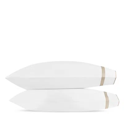 Matouk Louise Standard Pillowcase, Pair In Brown