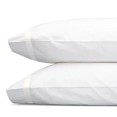 Matouk Lowell King Pillowcase, Pair In Ivory