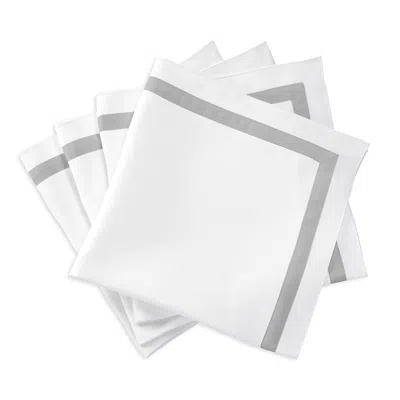 Matouk Lowell Napkin, Set Of 4 In Silver