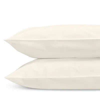 Matouk Luca Satin Stitch Standard Pillowcase, Pair In Ivory