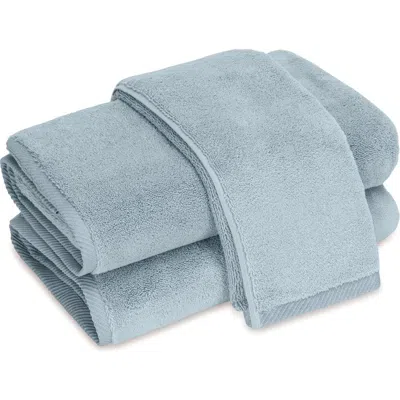 Matouk Milagro Fingertip Towel In Blue