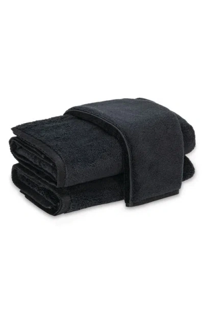 Matouk Milagro Hand Towel In Black