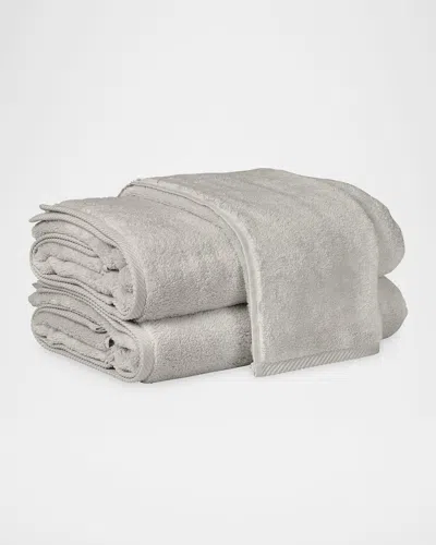 Matouk Milagro Hand Towel In Sterling