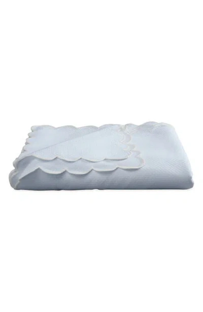 Matouk Savannah Gardens 120-inch Tablecloth In Blue