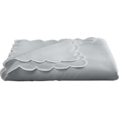 Matouk Savannah Gardens 68 X 108-inch Tablecloth In Gray