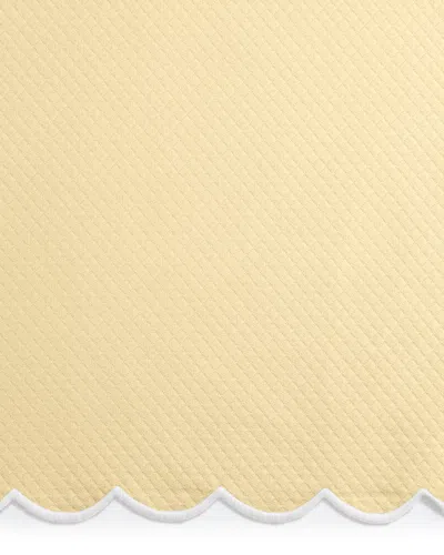 Matouk Savannah Gardens Tablecloth, 108" Round In Yellow