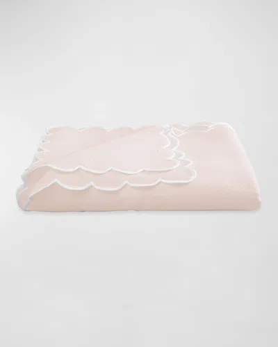 Matouk Savannah Gardens Tablecloth, 68" X 90" In Pink