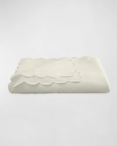 Matouk Savannah Tablecloth, 68" X 108" In White