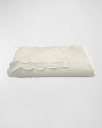 Matouk Savannah Tablecloth, 68" X 90" In Ivory